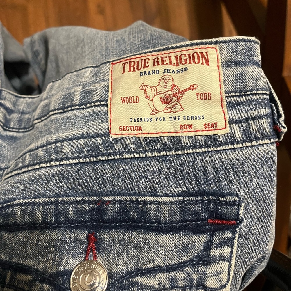 True Religion Women's Faded blue  Straight Leg Jeans - Picture 14 of 15